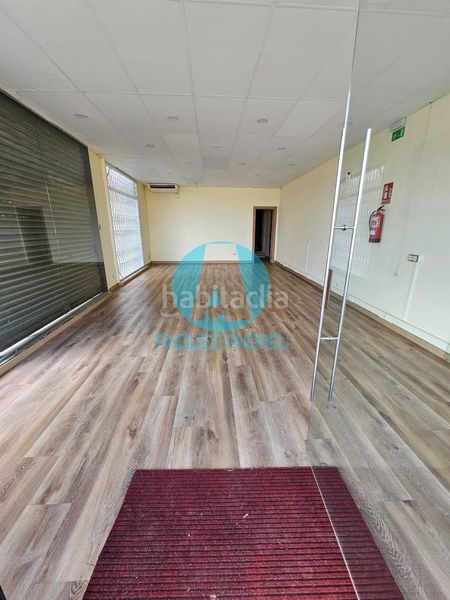 Foto d5547540-110e-48ae-b619-85c957a99bd8. Local comercial a Centre Mataró