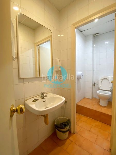 Foto 277b28fb-0acd-41e2-a79e-1e11020b32ee. Local comercial a Centre Mataró