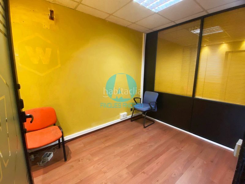 Foto 89eb93ed-bb8a-457a-a286-780f3ffd5cab. Local comercial a Centre Mataró