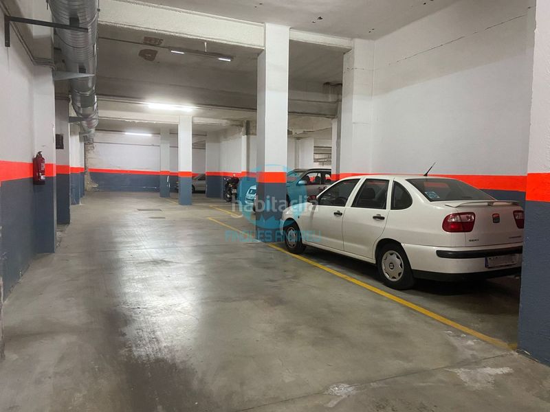 Foto f61a969b-185b-425c-b046-546c6717a977. Posto auto in El Palau - Escorxador Mataró