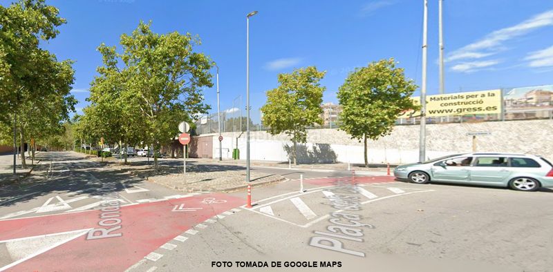 Foto e3cc4fe2-8b00-49f4-a00a-57655b05c18c. Piso  en venta en zona camí del mig con uso actual de oficina 160.000 en Mataró