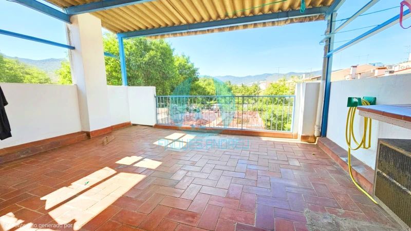 Foto 40d958cc-3bb7-48d4-a5c3-4150e6b2a30a. Casa amb calefacció a Centre Mataró