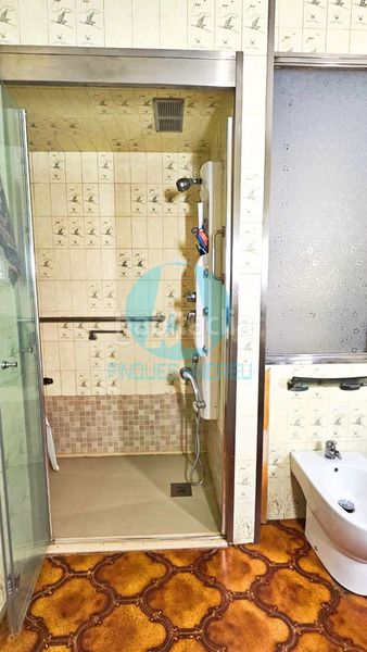 Foto 4f89173e-a46a-44a4-b5f2-d017de26beab. Casa amb calefacció a Centre Mataró
