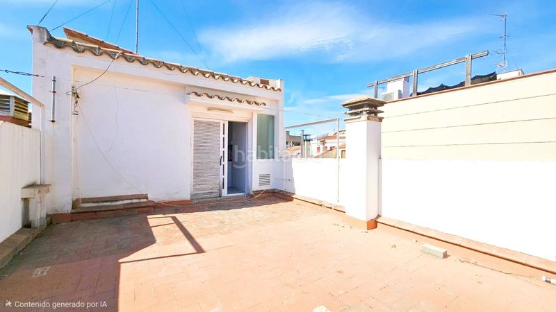 Foto 5884ce5e-a337-414f-9262-4e588d746693. Casa amb calefacció a Centre Mataró