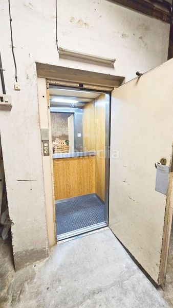 Foto d312761e-9239-4dea-9ca2-b96a08242f0e. Casa amb calefacció a Centre Mataró
