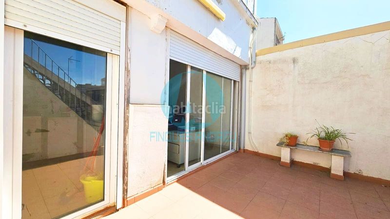 Foto d863c1a3-e2f8-4790-8b20-7d367ea94d83. Casa amb calefacció a Centre Mataró