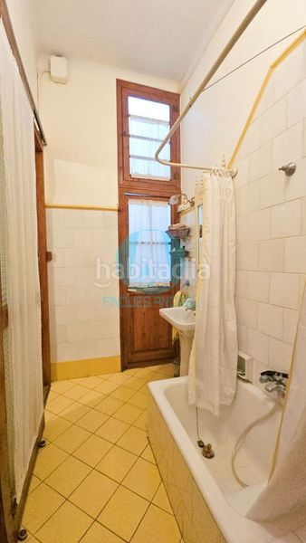 Foto a563f4ee-3988-46d3-ad7c-2447ecc30dd3. Reihenhaus in Eixample Mataró