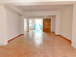 Local Comercial a Cerdanyola Nord. Local en venta en cerdanyola norte  zona rocablanca mataró  75.0