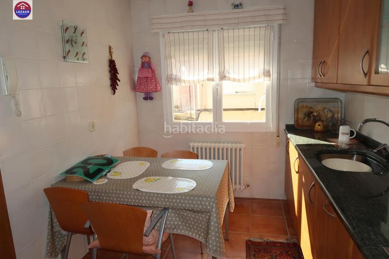 Foto 74017a0d-da8e-4a99-a0a3-be3ceb3d9121. Apartamento  con bajera. en Funes