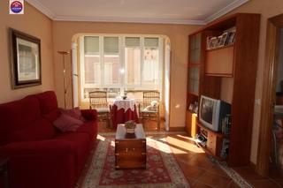 Apartament a Funes. Apartamento con bajera.