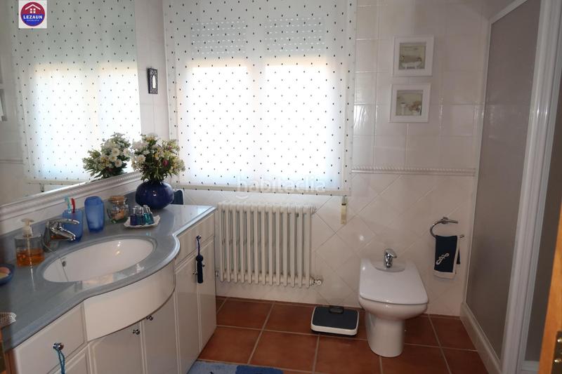 Foto c076ff5d-a1b5-4f95-8833-25bdd7ef1ce7. Apartamento  con bajera. en Funes