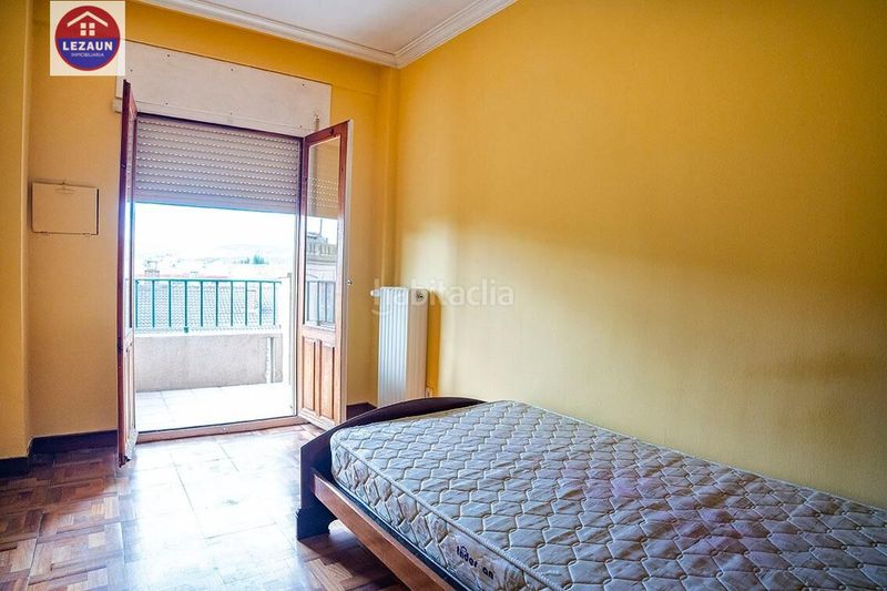 Foto fc3796af-21ff-4f8d-b385-da09bdf9e1be. Flat with heating in Peralta