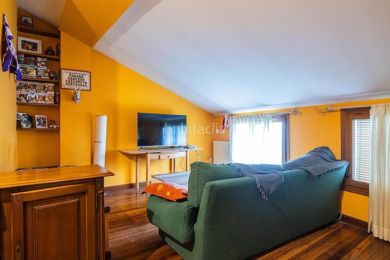 Foto 5523cc3a-9258-4c28-97f6-989da11d2403. Dachwohnung in Peralta