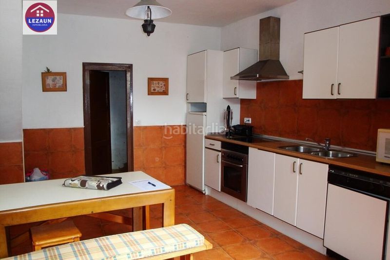 Foto 0b825446-9be6-476a-8e9b-846815114b10. Posto auto in Falces