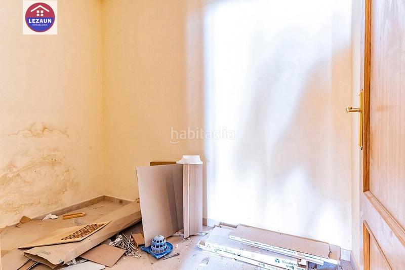 Foto f9b68618-b332-42ca-aea6-a775c96cc9f3. Zweistöckige wohnung in Peralta