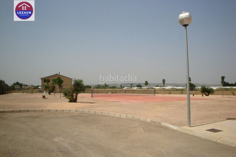 Foto e9d18923-d881-4fa3-b358-f4b694dba249. Casa adossada amb aparcament piscina a Peralta