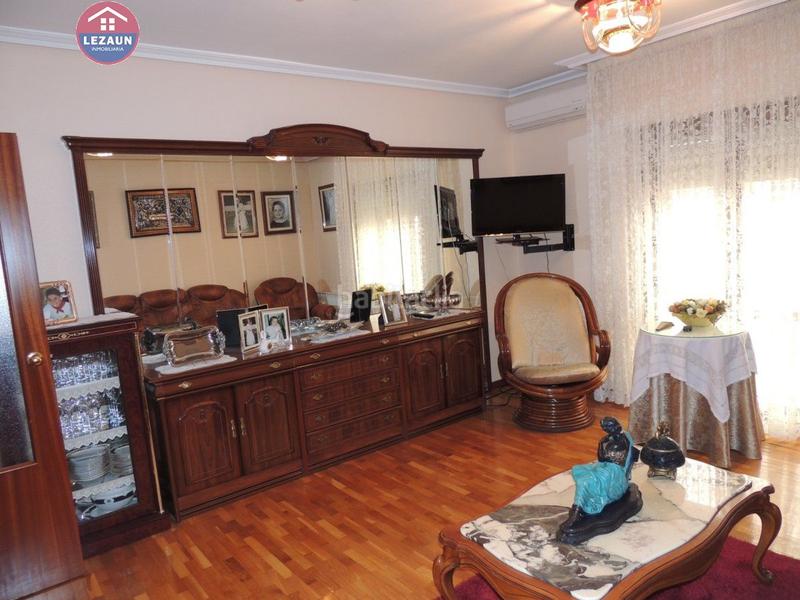 Foto d52aeb57-91ba-4e08-8589-34bd6d5ab3fb. Piso  en Funes