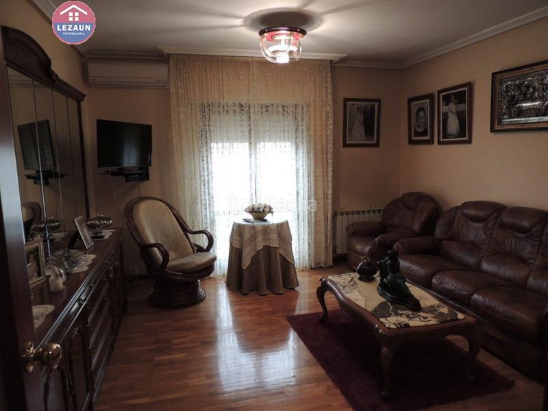 Foto d9a31a2d-37dd-4eae-8a86-c7477a2f5a26. Piso  en Funes