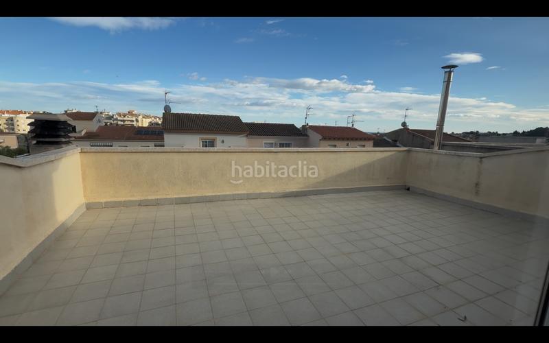 Foto 921e3d7d-cb40-4855-8100-ec500e041953. Casa adossada amb calefacció aparcament a El Tancat-Mas d´en Gual Vendrell (El)