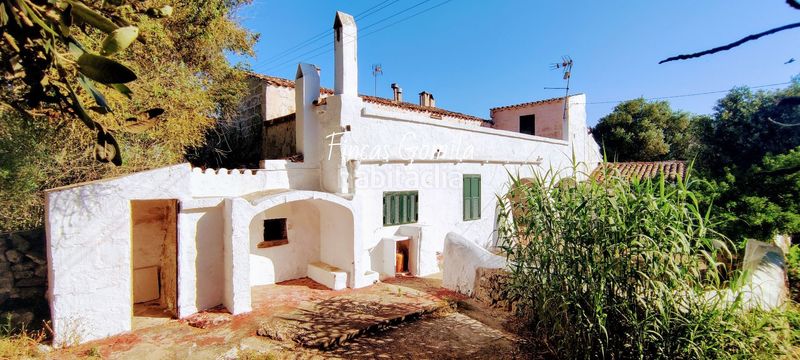 Foto a8374bc1-a8ef-4f5c-bbb3-ba6e6430b1fd. Masia a Alaior poble Alaior