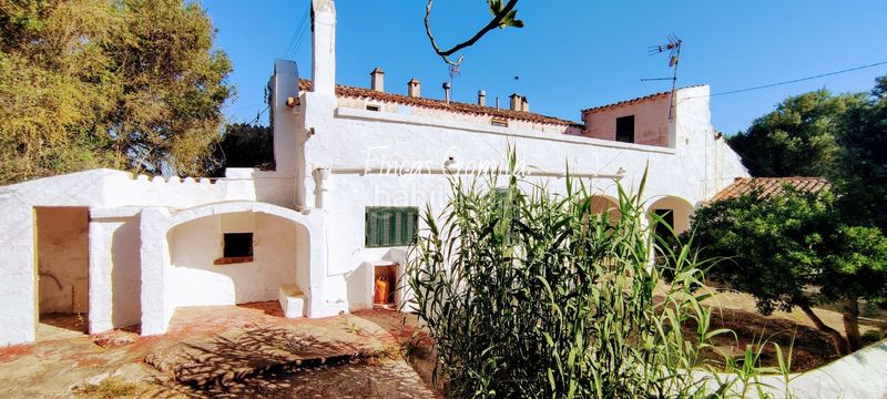 Foto b738fa84-73a5-4b33-a857-dc1c12329627. Masia a Alaior poble Alaior