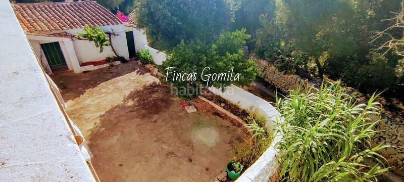 Foto dcfdceba-8237-4938-aa04-b6ff7e38e06a. Masia a Alaior poble Alaior