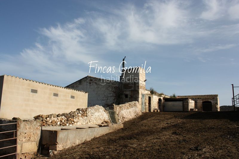 Foto 4d9b7c48-f3b7-4134-b147-2d158d18ff14. Masia a Cala Morell Ciutadella de Menorca