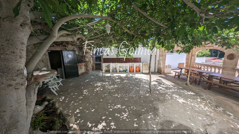 Foto 04046b00-e5cf-4094-94e9-c96da4a25cf1. Casa amb piscina a Cala Blanca Ciutadella de Menorca