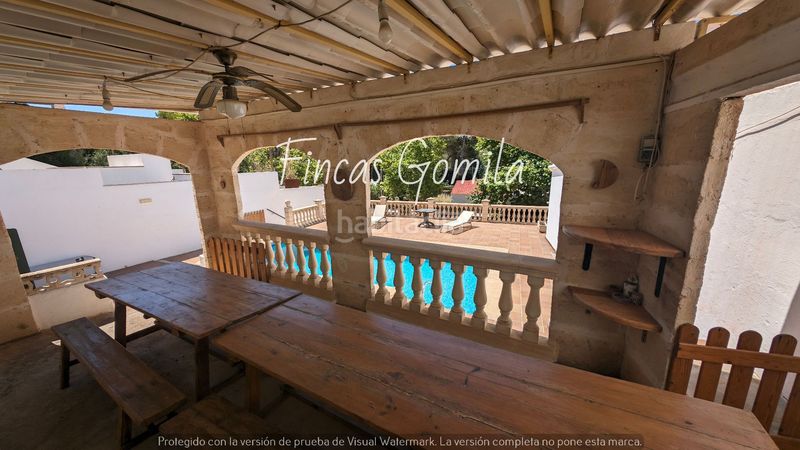 Foto c2304121-f052-4a63-8267-f17dd7e86893. Casa amb piscina a Cala Blanca Ciutadella de Menorca