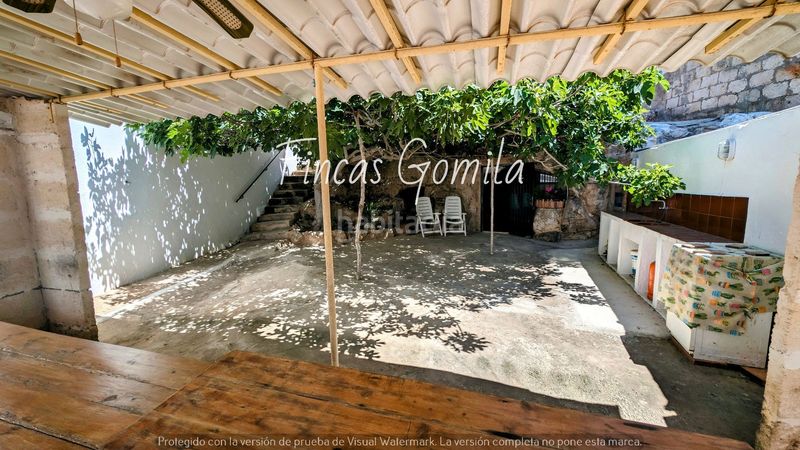 Foto d854a454-37eb-4e92-808b-56bd069ae8e0. Casa amb piscina a Cala Blanca Ciutadella de Menorca