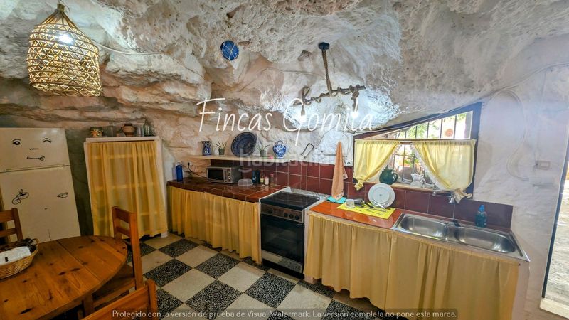 Foto ff2e80bb-98c4-4345-8981-96fd38ac93e4. Casa amb piscina a Cala Blanca Ciutadella de Menorca