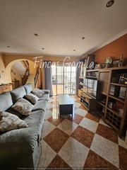 Masia  Gran. Casa en es castell