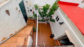 Masia  Stuart. Planta baja con patio en es castell