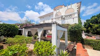 Casa  Santa eulalia. Villa de lujo en mahon