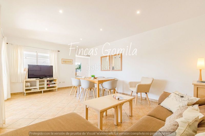 Foto e29b706f-f67b-48b8-9797-253909e2d80a. Casa amb piscina a Na Macaret Es Mercadal