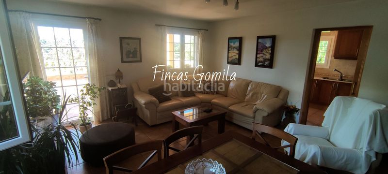 Foto 06a07978-3e24-4dfd-a509-d8c71812e159. Masia a Es Mercadal poble Es Mercadal