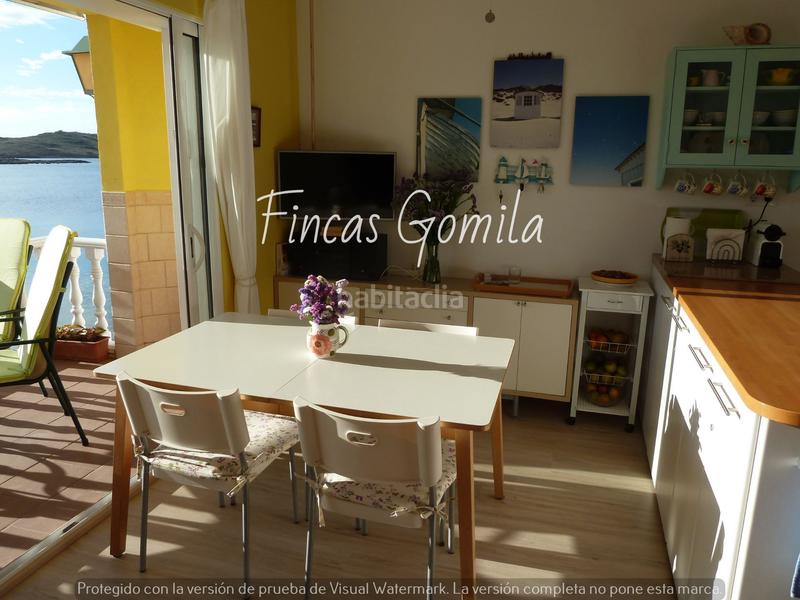 Foto caa0cf2b-e35f-4470-b344-69c78c99de0b. Apartamento  frente al mar en Na Macaret Es Mercadal