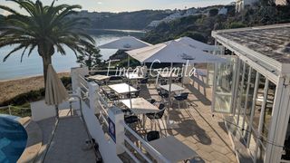 Local Comercial en Arenal d´en Castell. Restaurante frente al mar