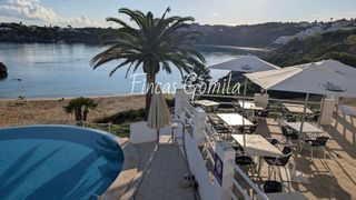 Business premise in Arenal d´en Castell. Restaurante frente al mar