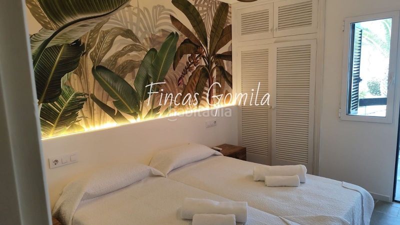 Foto 25abe927-2b9e-4312-813d-08c8f7bc49af. Apartament amb piscina a Cala en Blanes Ciutadella de Menorca