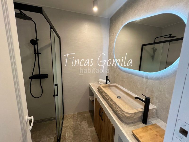Foto fc808f28-4d5d-4bf0-ac8f-2ba0eef9853a. Apartament amb piscina a Cala en Blanes Ciutadella de Menorca
