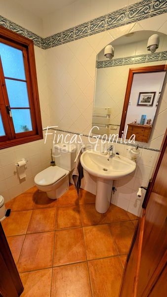 Foto 4f855013-bc72-45b3-8693-bf411cee216e. Masia amb calefacció aparcament piscina a Alaior poble Alaior