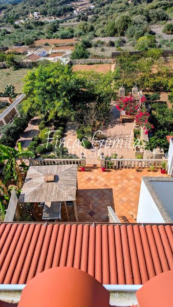 Foto f27adce2-8487-48cb-9707-7864b460bd11. Masia amb calefacció aparcament piscina a Alaior poble Alaior