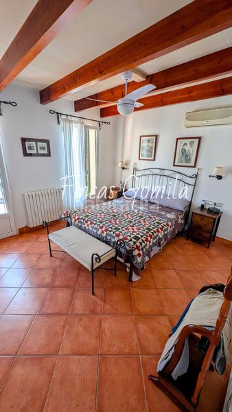 Foto fea27157-d89f-45ec-b4c6-e073c6b193fa. Masia amb calefacció aparcament piscina a Alaior poble Alaior