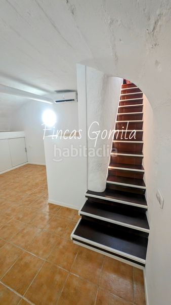 Foto b5438924-b68e-400a-8a6d-6d04cdca3a8b. Masia a Sant Lluís-s´ullestrar-torret Sant Lluís