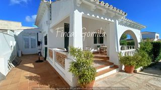 Casa  Ample. Chalet con vistas al mar en alcaufar