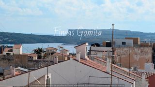 Casa  Del carme. Casa entera con ascensor y terraza con vistas al mar a 200m de l