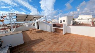 Haus  Del carme. Casa entera con ascensor y terraza con vistas al mar a 200m de l