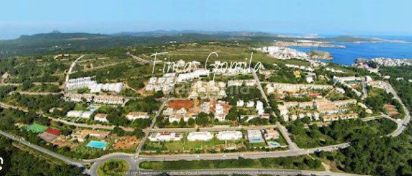 Foto 048787b8-41a1-4509-8e24-583bf5dc2f6c. Terreny residencial a Coves Noves Es Mercadal
