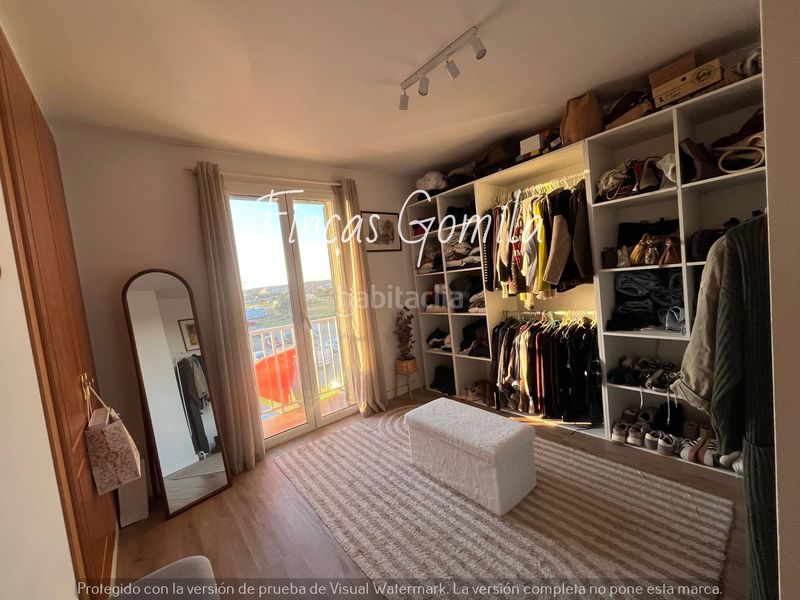 Foto be97083d-d2be-4ca2-b731-51f40cffb2e1. Dúplex amb piscina a Es Castell Es Castell